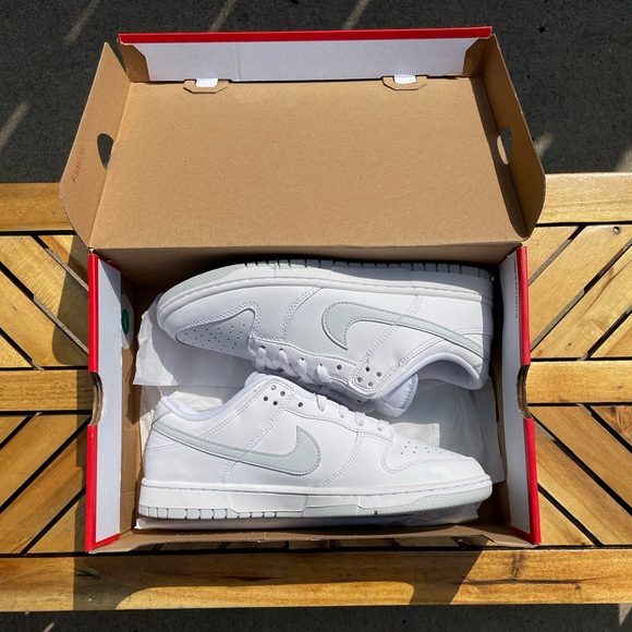 Nike Dunk Low Pure Platinum Shoes Size 9.5 Men’s - Picture 2 of 11